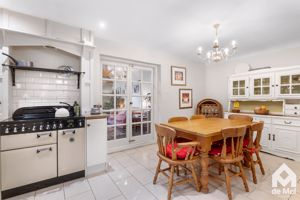 Photo 18- click for photo gallery